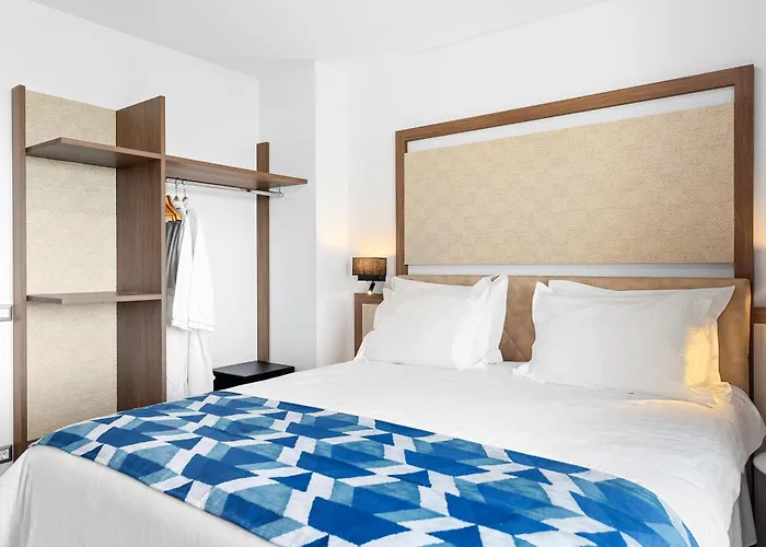 Hotel Kouros Stone Charaki