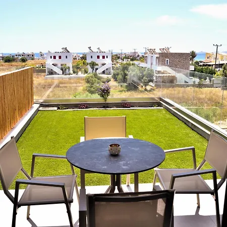 Kouros Stone 3* شاراكي