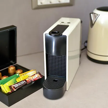 Kouros Stone 3* شاراكي