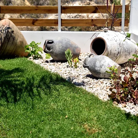 فندق Kouros Stone