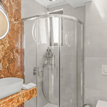 فندق Kouros Stone