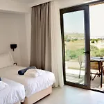 Hotel Kouros Stone 3*