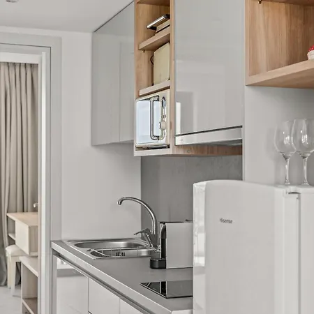 Kouros Stone Szálloda 3*