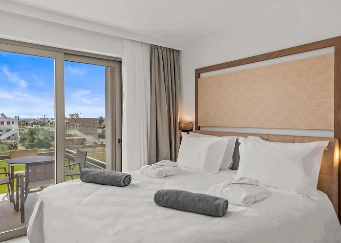 Kouros Stone Hotel 3*