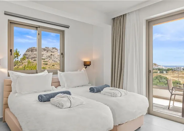 Hotel Kouros Stone 3*