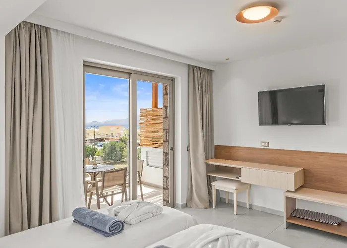 Kouros Stone Hotel Haraki