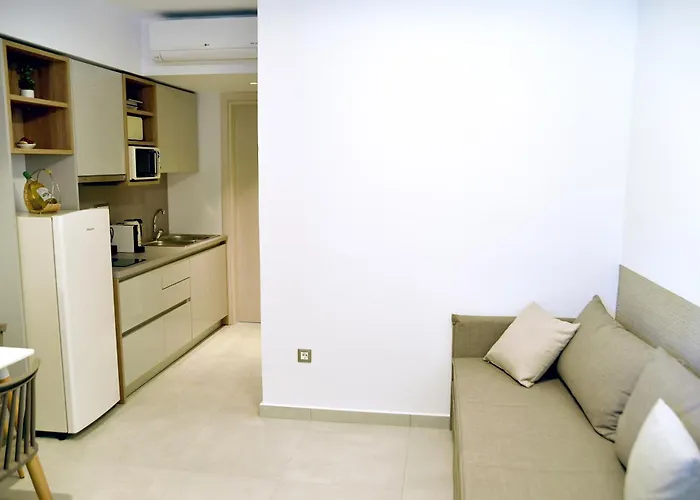 Kouros Stone 3* Haraki