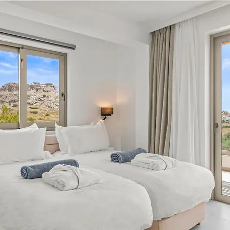 Hotel Kouros Stone 3*