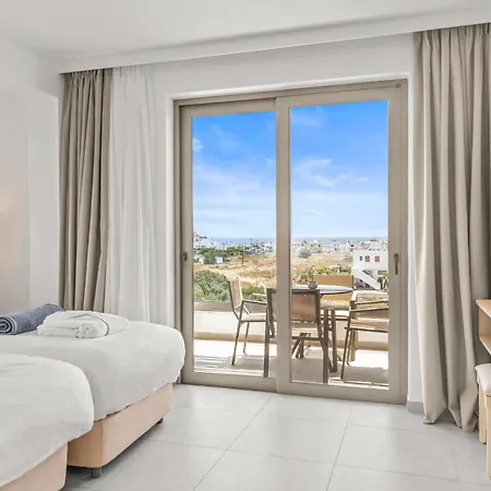 Hotel Kouros Stone Charaki