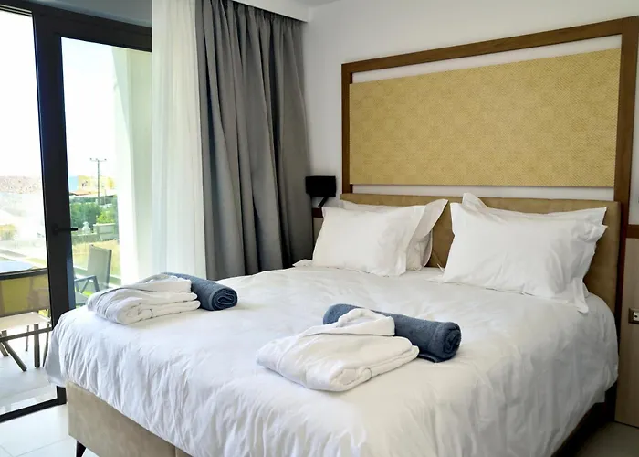 Kouros Stone 3* Haraki